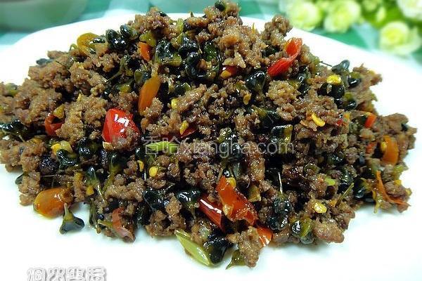 韭菜花炒牛肉