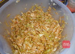 凉拌包包菜的做法图解7