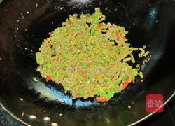 辣椒丁炒咸豆角的做法图解4