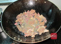 咸豆角炒鸭杂的做法图解3