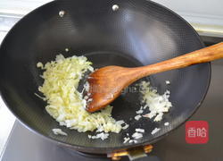 黑椒牛肉炒饭的做法图解2