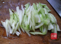 香干炒西芹的做法图解4
