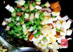 肉酱爆三丁的做法图解6