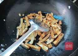 香干莴笋片的做法图解4