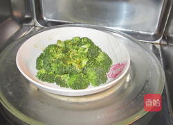 微波西兰花的做法图解4