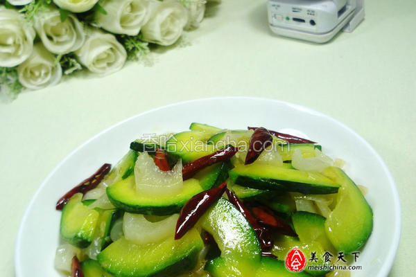 酸菜炒嫩南瓜