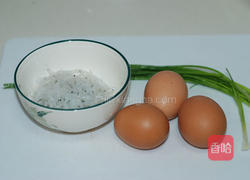 银鱼炒蛋的做法图解1