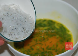 银鱼炒蛋的做法图解5