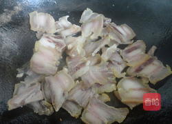 干锅腊肉包菜的做法图解3