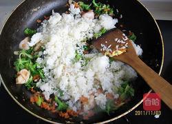 西兰花虾球蛋炒饭的做法图解11