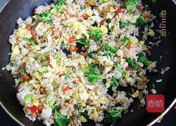 西兰花虾球蛋炒饭的做法图解14