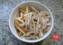 蒜薹香干拌猪耳朵的做法图解9
