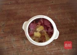 西洋参鸡爪花胶汤的做法图解2