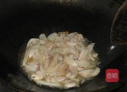 芹茱炒目鱼的做法图解3