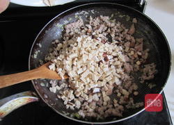 香菇酱意粉的做法图解6