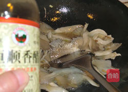 洋葱榨菜丝炒蘑菇的做法图解7