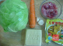 风味手撕包菜的做法图解1