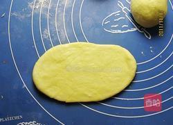 蓝莓果酱长排面包的做法图解3