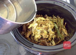 红糖夏桑菊的做法图解3