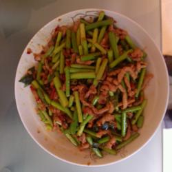 蒜苔肉丝的做法[图]