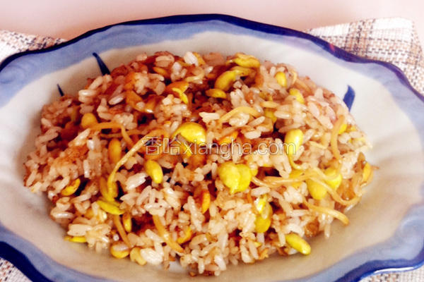 黄豆芽炒饭