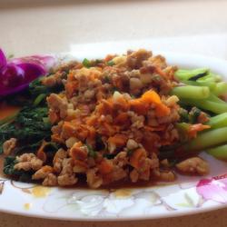 肉酱淋菜心的做法[图]