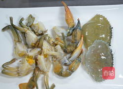 青蟹炒年糕的做法图解3