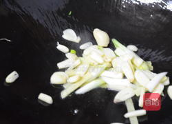 青蟹炒年糕的做法图解8