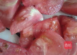 番茄炒蛋一菜两吃的做法图解1