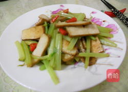 芹菜炒香干的做法图解6