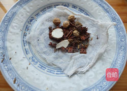 秘制卤肘子的做法图解8