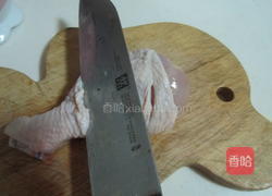 剁椒蒸鸡腿的做法图解1