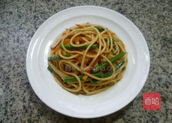 胡萝卜素炒面的做法图解14