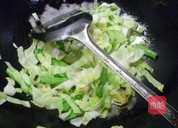 梅豆炒牛心菜的做法图解7