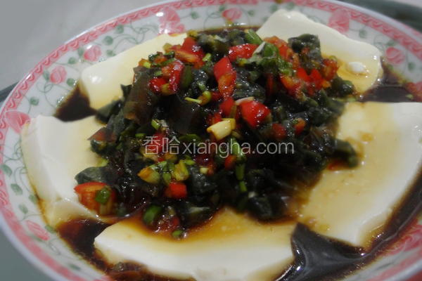 松花蛋拌豆腐