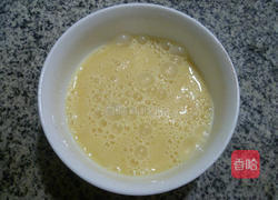 榨菜莴笋炒鸭蛋的做法图解3