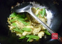 榨菜莴笋炒鸭蛋的做法图解9