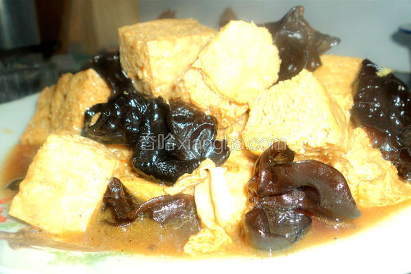冻豆腐炒木耳