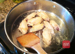 菠萝鸡翅的做法图解2