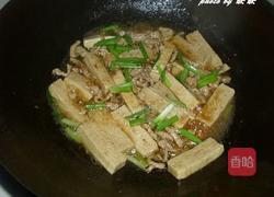 冻豆腐烧肉丝的做法图解7