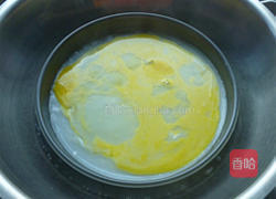鸡蛋肠粉的做法图解6