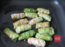 油煎包菜卷的做法图解10
