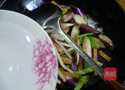 香干炒茄子的做法图解10