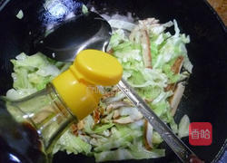 香干炒包心菜的做法图解7