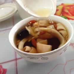 雪梨炖鱼胶的做法[图]