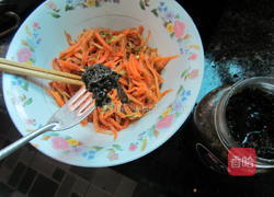 橄榄菜炝萝卜丝的做法图解7