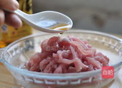 榨菜肉丝面的做法图解2