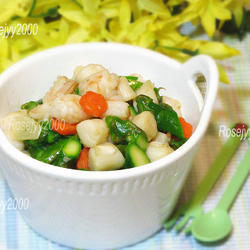 虾仁鲜贝炒芦笋的做法[图]
