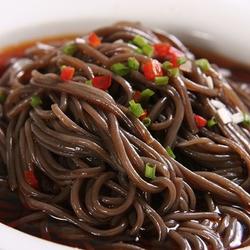 酸辣蕨根粉的做法[图]