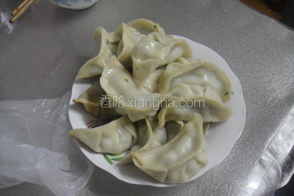 荠菜猪肉锅贴